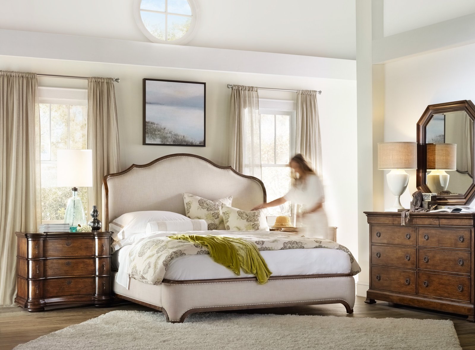 Hooker Furniture Archivist Nine-Drawer Dresser in Dark Wood - Image 4